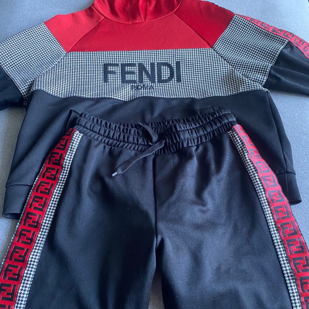 Boys’ Fendi Logo Printed Color-Block Sweatsuit